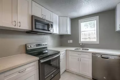 4809 McEwen A Street, Houston, TX 77009 - Photo 4