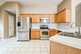 5104 N Big Spring Dr, Pearland, TX 77584 - Photo 10