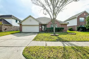 5104 N Big Spring Dr, Pearland, TX 77584 - Photo 2