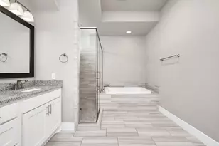 2709 Kennedy St, Houston, TX 77003 - Photo 28