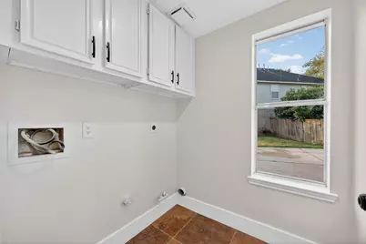 1120 Hidden Oaks Street, League City, TX 77573 - Photo 20