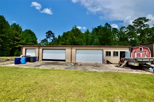 160 Kennedy Dr, Livingston, TX 77351 - Photo 36