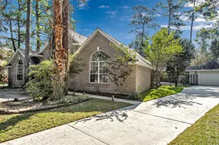 6 Old River Pl, The Woodlands, TX 77382 - Photo 2