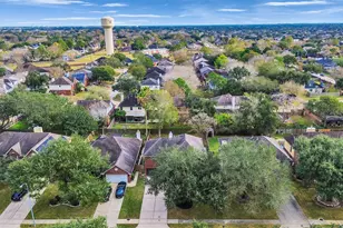 4523 Backenberry Dr, Friendswood, TX 77546 - Photo 46