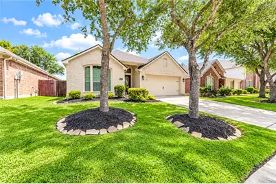 13401 Highland Lake Lane, Pearland, TX 77584 - Photo 4