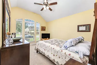 13401 Highland Lake Lane, Pearland, TX 77584 - Photo 24