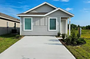405 Rd 590106, Cleveland, TX 77327 - Photo 2