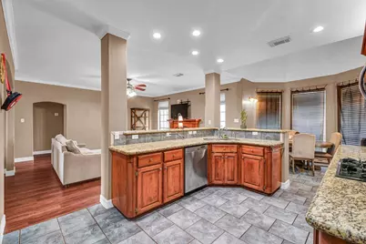 61 Parsley Court, Lake Jackson, TX 77566 - Photo 12