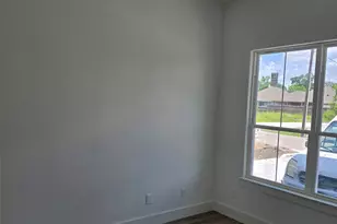 7900 Bowen St, Houston, TX 77051 - Photo 10