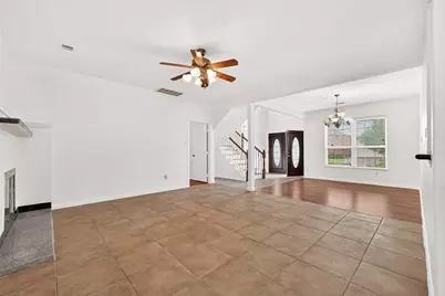 16118 Craigshire Court, Spring, TX 77379 - Photo 8