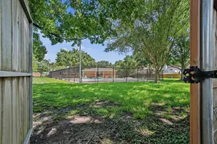 7918 Duncansby Vale Rd, Houston, TX 77095 - Photo 32