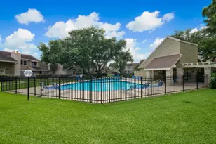 11636 Village Pl Dr, Houston, TX 77077 - Photo 28