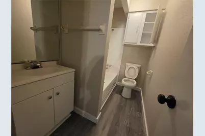 12738 Shannon Hills Drive, Houston, TX 77099 - Photo 24