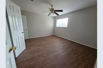 12738 Shannon Hills Drive, Houston, TX 77099 - Photo 22