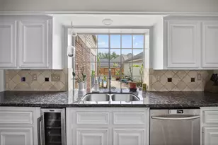 2434 Pebble Beach Dr, League City, TX 77573 - Photo 12