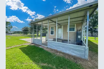 18027 W Clover Lane, Alvin, TX 77511 - Photo 8