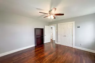 18027 W Clover Ln, Alvin, TX 77511 - Photo 22