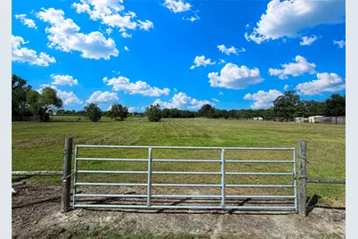 18027 W Clover Lane, Alvin, TX 77511 - Photo 24