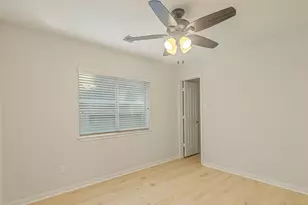 71 N Queenscliff Cir, The Woodlands, TX 77382 - Photo 24