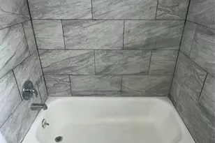 403 Mistywood Dr, Houston, TX 77090 - Photo 14