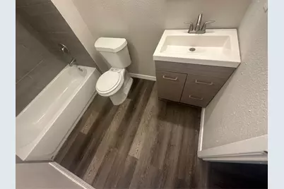 403 Mistywood Drive, Houston, TX 77090 - Photo 10