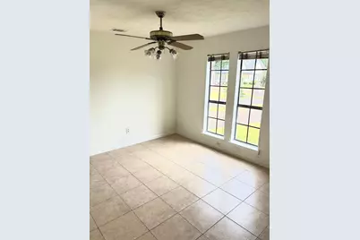 2519 Carriage Lane, Stafford, TX 77477 - Photo 6