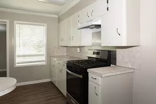 108 Chandler Dr, Baytown, TX 77521 - Photo 20