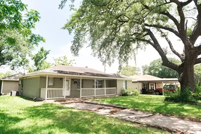 108 Chandler Drive, Baytown, TX 77521 - Photo 6