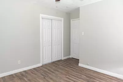 108 Chandler Drive, Baytown, TX 77521 - Photo 18