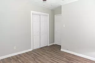 108 Chandler Dr, Baytown, TX 77521 - Photo 18