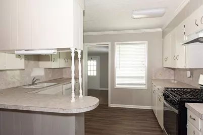 108 Chandler Drive, Baytown, TX 77521 - Photo 24