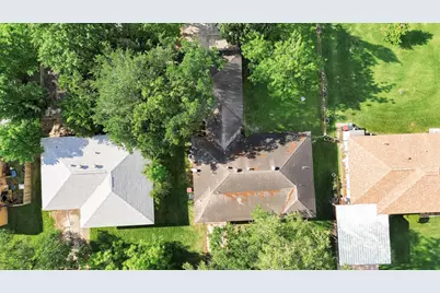 108 Chandler Drive, Baytown, TX 77521 - Photo 40