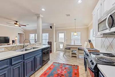 2911 Ashbrook Lane, Pearland, TX 77584 - Photo 8