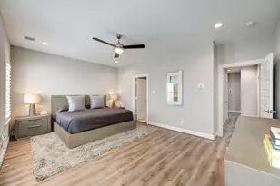911 W 35th St, Houston, TX 77018 - Photo 28