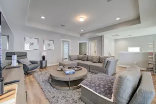 911 W 35th St, Houston, TX 77018 - Photo 40
