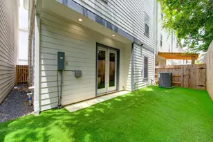 911 W 35th St, Houston, TX 77018 - Photo 20