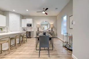 911 W 35th St, Houston, TX 77018 - Photo 18