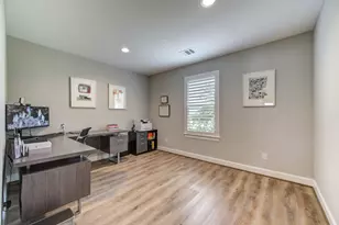 911 W 35th St, Houston, TX 77018 - Photo 40