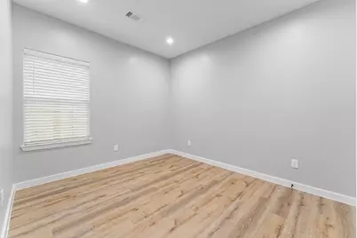 402 W Stewart Street #A, Willis, TX 77378 - Photo 6