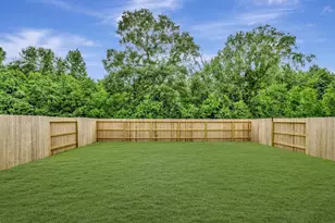 10398 Antonio Ave, Montgomery, TX 77316 - Photo 12