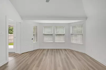 10398 Antonio Avenue, Montgomery, TX 77316 - Photo 4