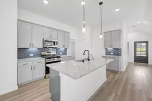 10398 Antonio Ave, Montgomery, TX 77316 - Photo 2