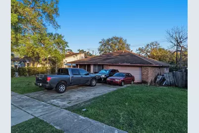 9765 Westview Drive, Houston, TX 77055 - Photo 2