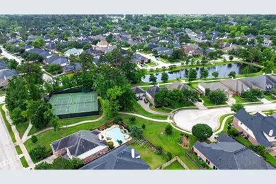 25710 Crisp Spring Lane, Spring, TX 77373 - Photo 36