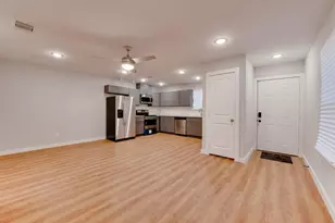 2702 Reid St, Houston, TX 77026 - Photo 6