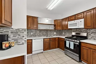 9206 Kirkleigh St, Spring, TX 77379 - Photo 14