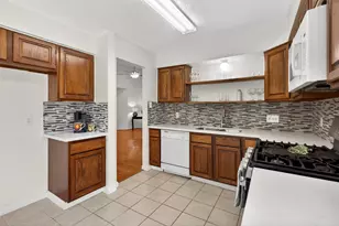 9206 Kirkleigh St, Spring, TX 77379 - Photo 18