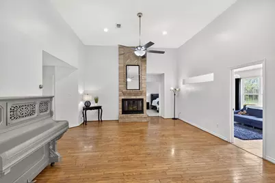 9206 Kirkleigh Street, Spring, TX 77379 - Photo 4
