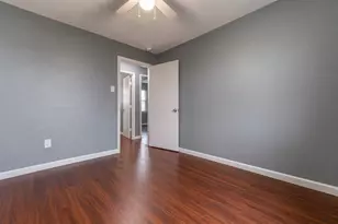 839 S Pine St, Rosharon, TX 77583 - Photo 12