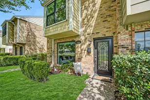 6531 Wanda Ln, Houston, TX 77074 - Photo 4